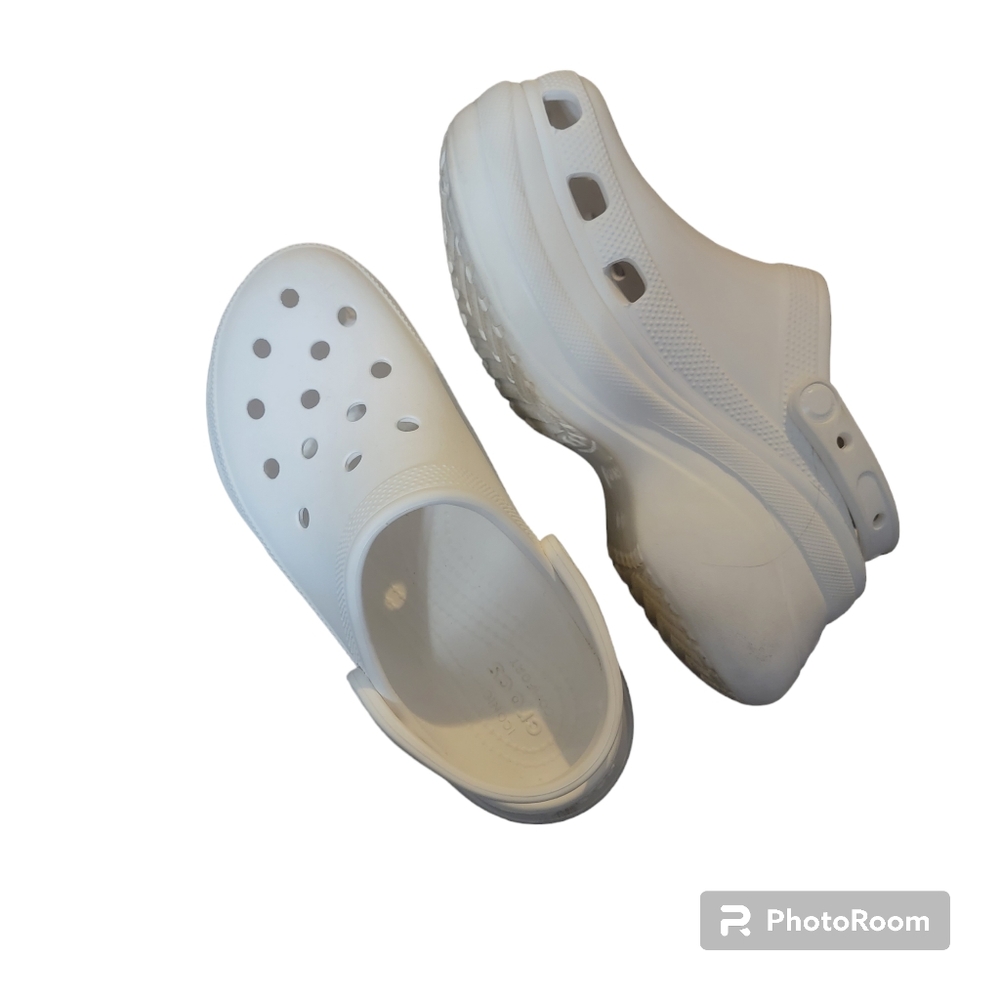 CROCS MEGA PLATFORM CLOGS WHITE SIZE 8